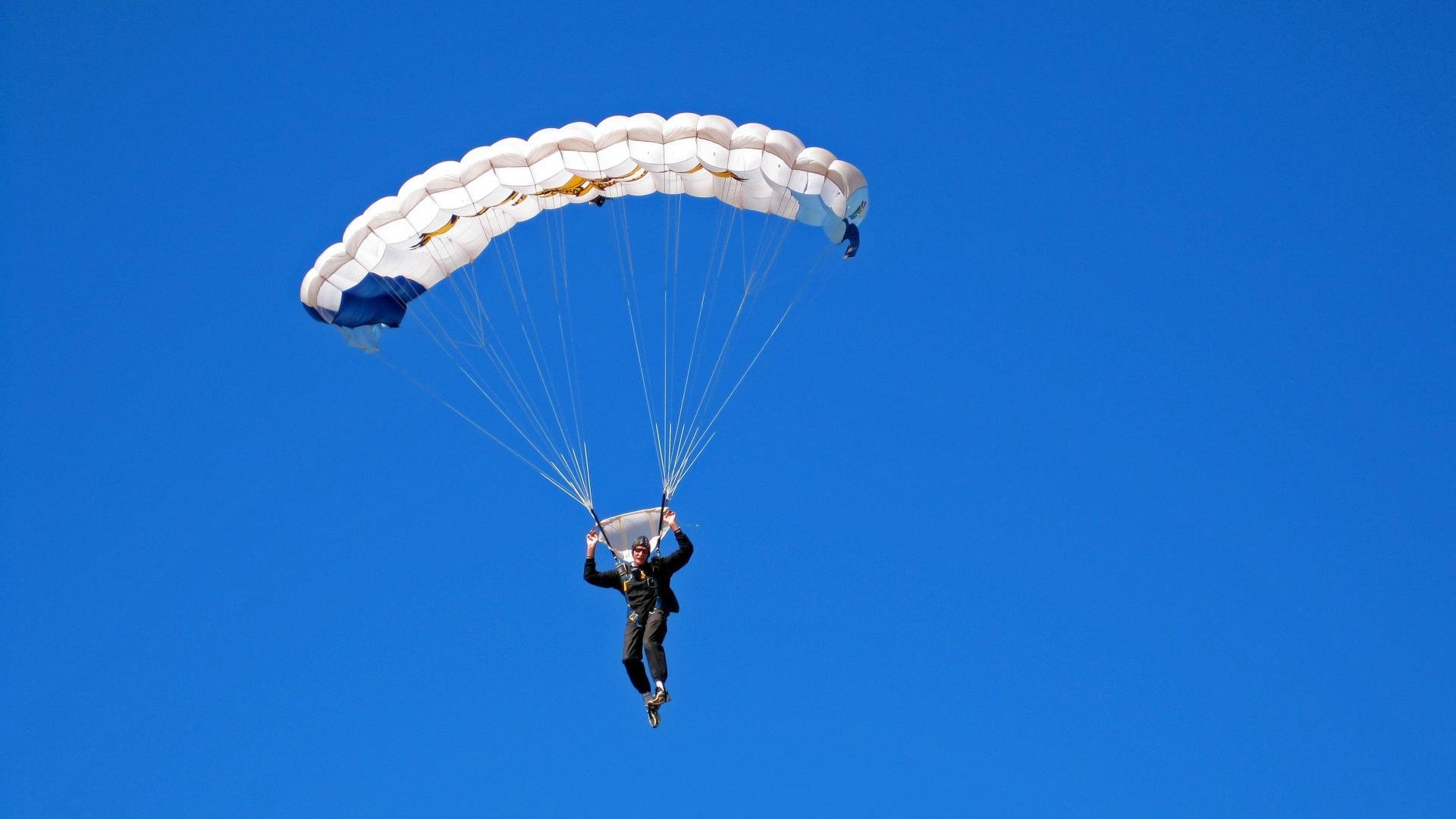 中小学体育课程教学效果评估研究，中小学体育教学评价